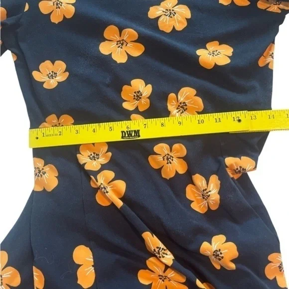 Who What Wear‎ Bell Sleeve Crewneck A-Line Dress | Black & Orange | Size… - Picture 8 of 9